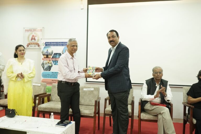 26 pc principal felicitating mcci presiden